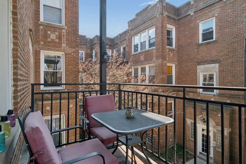 Tiny photo for 1443 W Victoria Street #2F, Chicago, IL 60660 (MLS # 12600807)