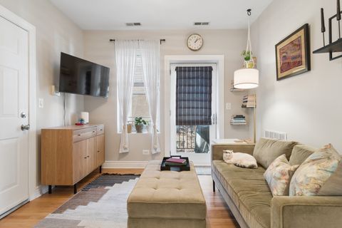 Tiny photo for 1443 W Victoria Street #2F, Chicago, IL 60660 (MLS # 12600807)