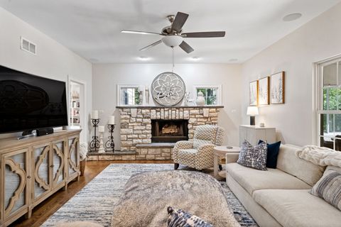 Tiny photo for 730 Council Hill Road, East Dundee, IL 60118 (MLS # 12471574)