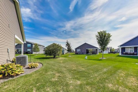 Tiny photo for 2358 Cannon Drive, Pingree Grove, IL 60140 (MLS # 12569499)