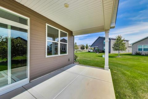 Tiny photo for 2358 Cannon Drive, Pingree Grove, IL 60140 (MLS # 12569499)