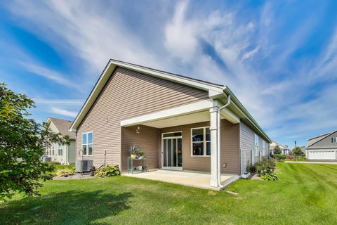 Tiny photo for 2358 Cannon Drive, Pingree Grove, IL 60140 (MLS # 12569499)