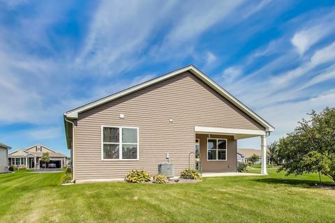 Tiny photo for 2358 Cannon Drive, Pingree Grove, IL 60140 (MLS # 12569499)