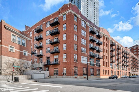 Photo of 360 W Illinois Street #5C, Chicago, IL 60654 (MLS # 12699525)