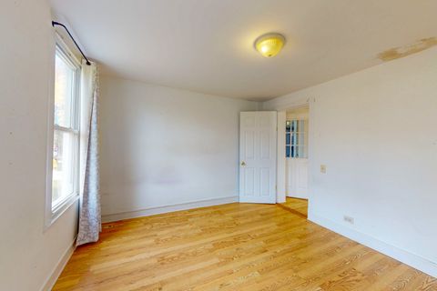 Tiny photo for Crystal Lake, IL 60014 (MLS # 12496442)