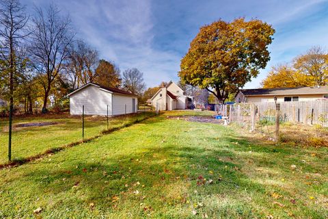 Tiny photo for Crystal Lake, IL 60014 (MLS # 12496442)