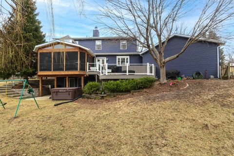 Tiny photo for 4650 Silver Spur Road, Bettendorf, IA 52722 (MLS # 12593231)