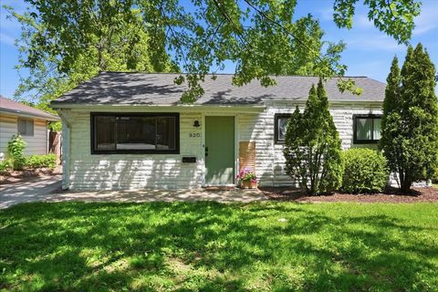 Photo of 920 N Fell Avenue, Normal, IL 61761 (MLS # 12651062)