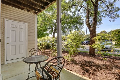 Tiny photo for 3275 Stratford Court #1A, Lake Bluff, IL 60044 (MLS # 12465603)