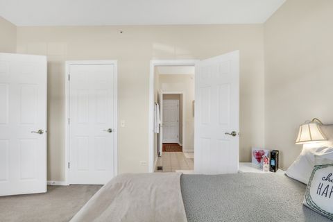 Tiny photo for 3275 Stratford Court #1A, Lake Bluff, IL 60044 (MLS # 12465603)