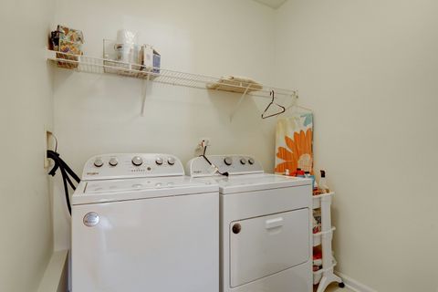 Tiny photo for 3275 Stratford Court #1A, Lake Bluff, IL 60044 (MLS # 12465603)