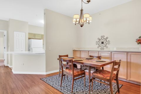 Tiny photo for 3275 Stratford Court #1A, Lake Bluff, IL 60044 (MLS # 12465603)