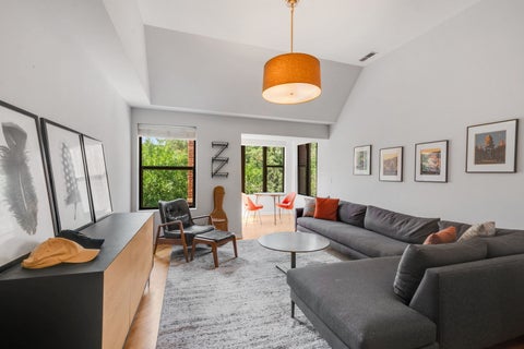 Tiny photo for 4925 N GLENWOOD Avenue #3E, Chicago, IL 60640 (MLS # 12738026)