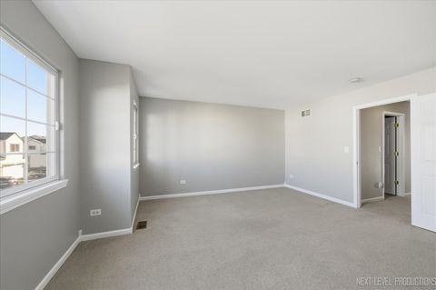 Tiny photo for 1742 Waters Edge Drive #1742, Minooka, IL 60447 (MLS # 12604218)