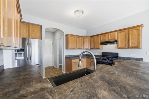 Tiny photo for 1742 Waters Edge Drive #1742, Minooka, IL 60447 (MLS # 12604218)