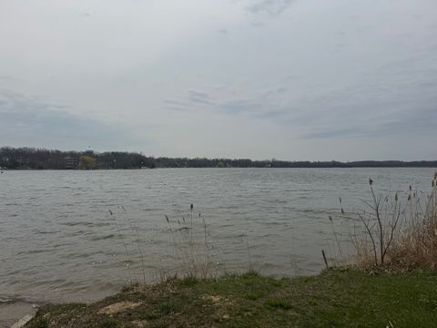 Tiny photo for 21584 W Lake Avenue, Lake Villa, IL 60046 (MLS # 12384876)
