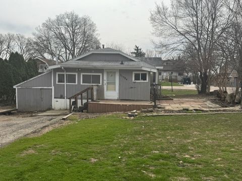 Photo of 21584 W Lake Avenue, Lake Villa, IL 60046 (MLS # 12384876)