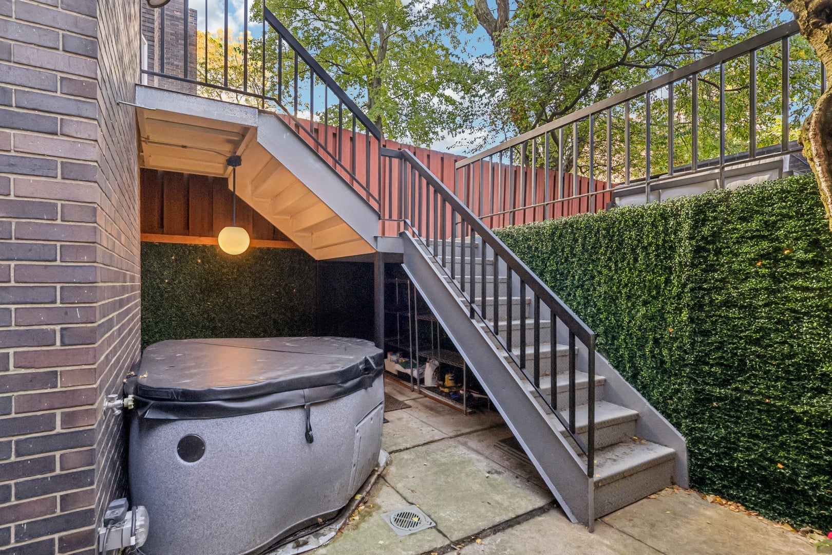 1319 N Sandburg Terrace