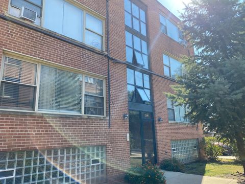 Tiny photo for 2241 W Farwell Avenue #2D, Chicago, IL 60645 (MLS # 12488344)