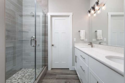 Tiny photo for 215 Leeward Way, Ottawa, IL 61350 (MLS # 12434183)