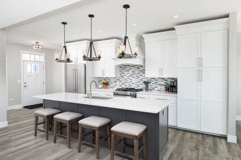 Tiny photo for 215 Leeward Way, Ottawa, IL 61350 (MLS # 12434183)