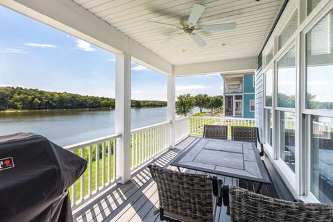 Tiny photo for 215 Leeward Way, Ottawa, IL 61350 (MLS # 12434183)