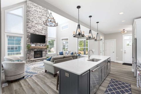 Tiny photo for 215 Leeward Way, Ottawa, IL 61350 (MLS # 12434183)