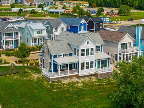 Tiny photo for 215 Leeward Way, Ottawa, IL 61350 (MLS # 12434183)