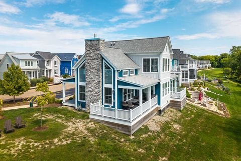 Tiny photo for 215 Leeward Way, Ottawa, IL 61350 (MLS # 12434183)