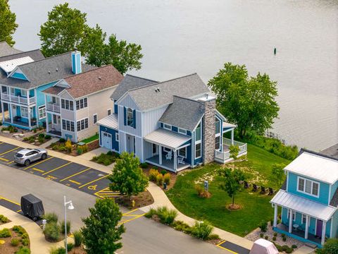 Tiny photo for 215 Leeward Way, Ottawa, IL 61350 (MLS # 12434183)