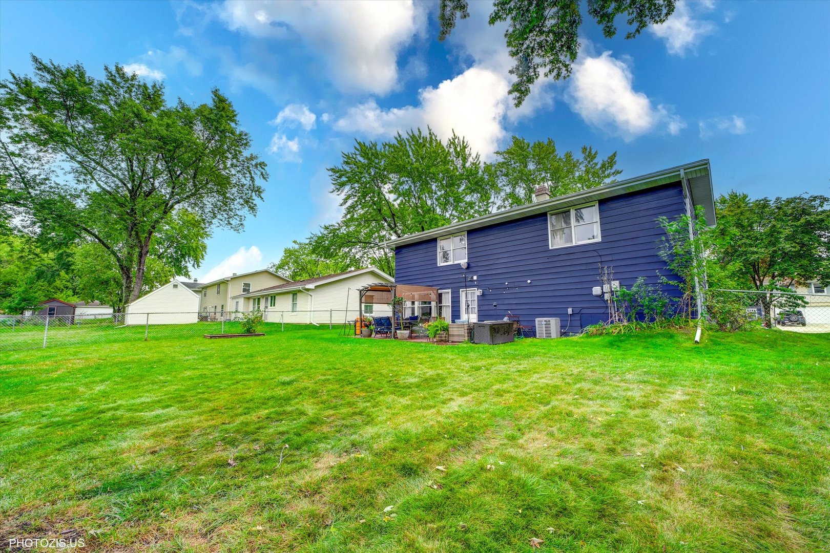 1352 W Oakmont Road
