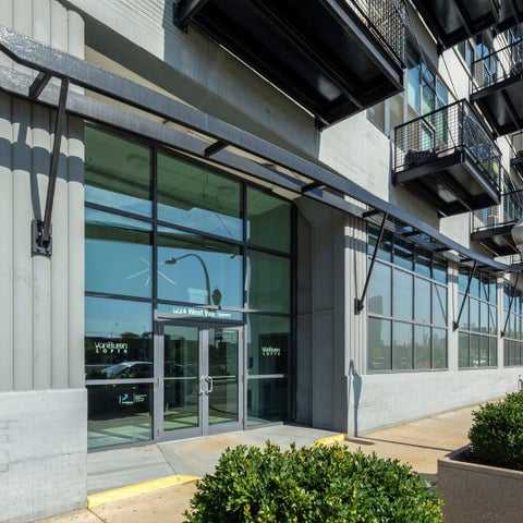 Photo of 1224 W Van Buren Street #222, Chicago, IL 60607 (MLS # 12783391)