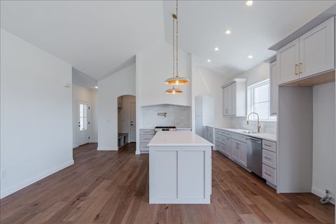 Tiny photo for 212 Allison Road, Lexington, IL 61753 (MLS # 12605783)