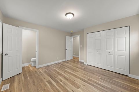 Tiny photo for 700 Pleasant Place, Streamwood, IL 60107 (MLS # 12301460)