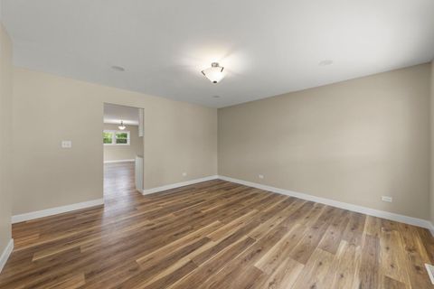 Tiny photo for 700 Pleasant Place, Streamwood, IL 60107 (MLS # 12301460)