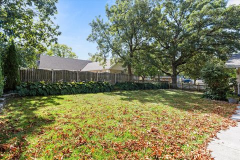 Tiny photo for 3318 Indianwood Lane, Joliet, IL 60431 (MLS # 12487791)