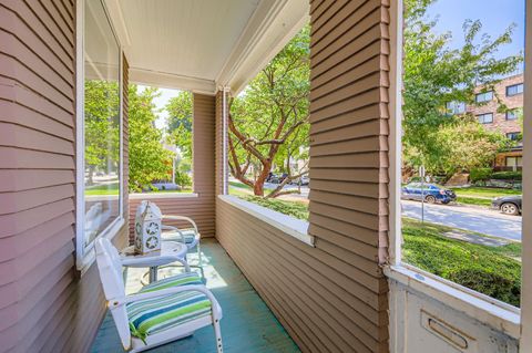 Tiny photo for 105 S Vail Avenue, Arlington Heights, IL 60005 (MLS # 12462328)