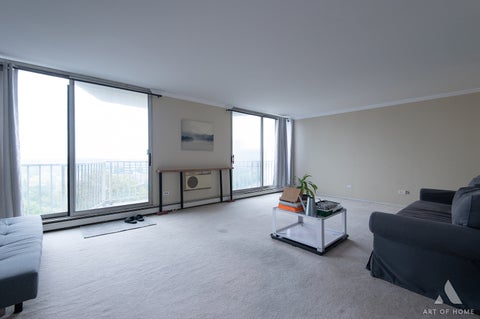 Tiny photo for 20 N Tower Road #9E, Oak Brook, IL 60523 (MLS # 12770659)