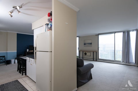 Tiny photo for 20 N Tower Road #9E, Oak Brook, IL 60523 (MLS # 12770659)