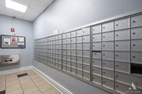 Tiny photo for 20 N Tower Road #9E, Oak Brook, IL 60523 (MLS # 12770659)