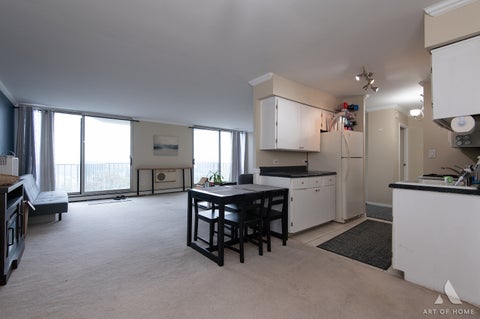 Tiny photo for 20 N Tower Road #9E, Oak Brook, IL 60523 (MLS # 12770659)