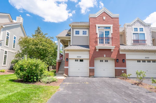 3325 ROSECROFT LN, NAPERVILLE, IL 60564 - Image 3ae677dcadc3a9f822e0eefeeea1cb8d/1817584268