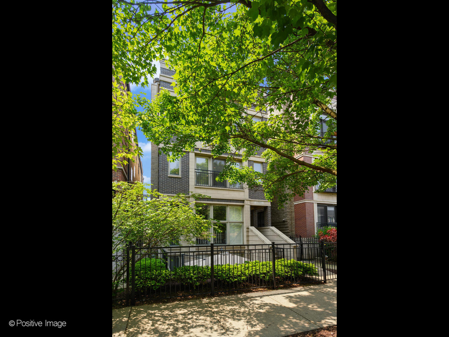 1541 W MONTANA Street 2