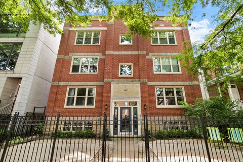 Photo of 1417 W Huron Street #3E, Chicago, IL 60642 (MLS # 12714897)