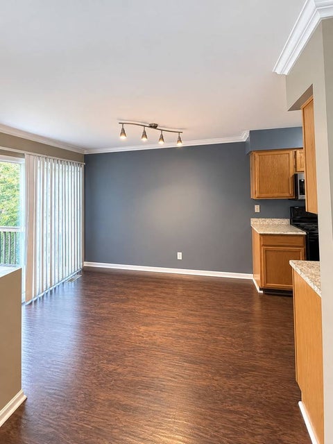 Tiny photo for 287 Sandhurst Lane #D, South Elgin, IL 60177 (MLS # 12773957)