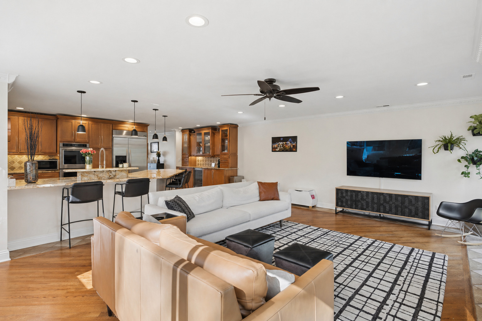 2913 Virginia Lane