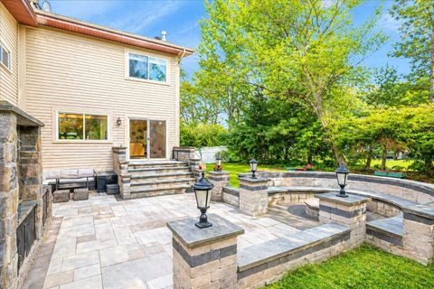 Tiny photo for 2913 Virginia Lane, Glenview, IL 60025 (MLS # 12634459)