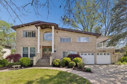 Photo of 2913 Virginia Lane, Glenview, IL 60025 (MLS # 12634459)