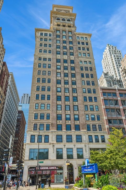 Photo of 6 N Michigan Avenue #1409, Chicago, IL 60602 (MLS # 12639108)