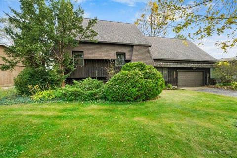 Photo of 5210 W Nippersink Drive, Richmond, IL 60071 (MLS # 12795299)